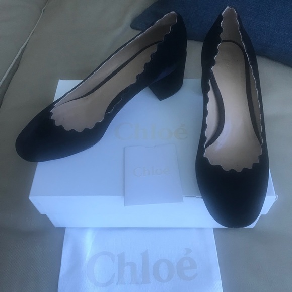 Chloe Lauren Scalloped Heels - Picture 3 of 8